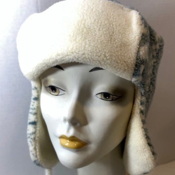 Cold Weather Winter Snowflakes Ski Hat Cap Bomber Hat For Adults and Teens - Picture 6 of 12